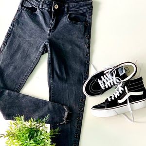 ZARA Black Ankle Cut Skinny with Ring Lining